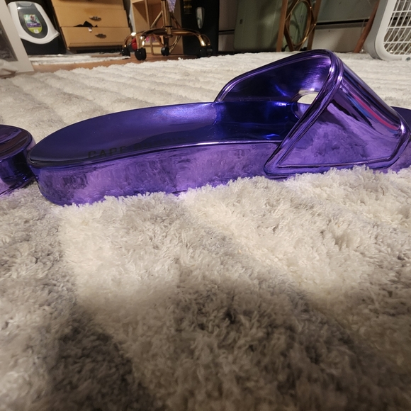 NWOT* CAPE ROBBIN PURPLE METALLIC SLIDE SANDALS - Picture 5 of 6